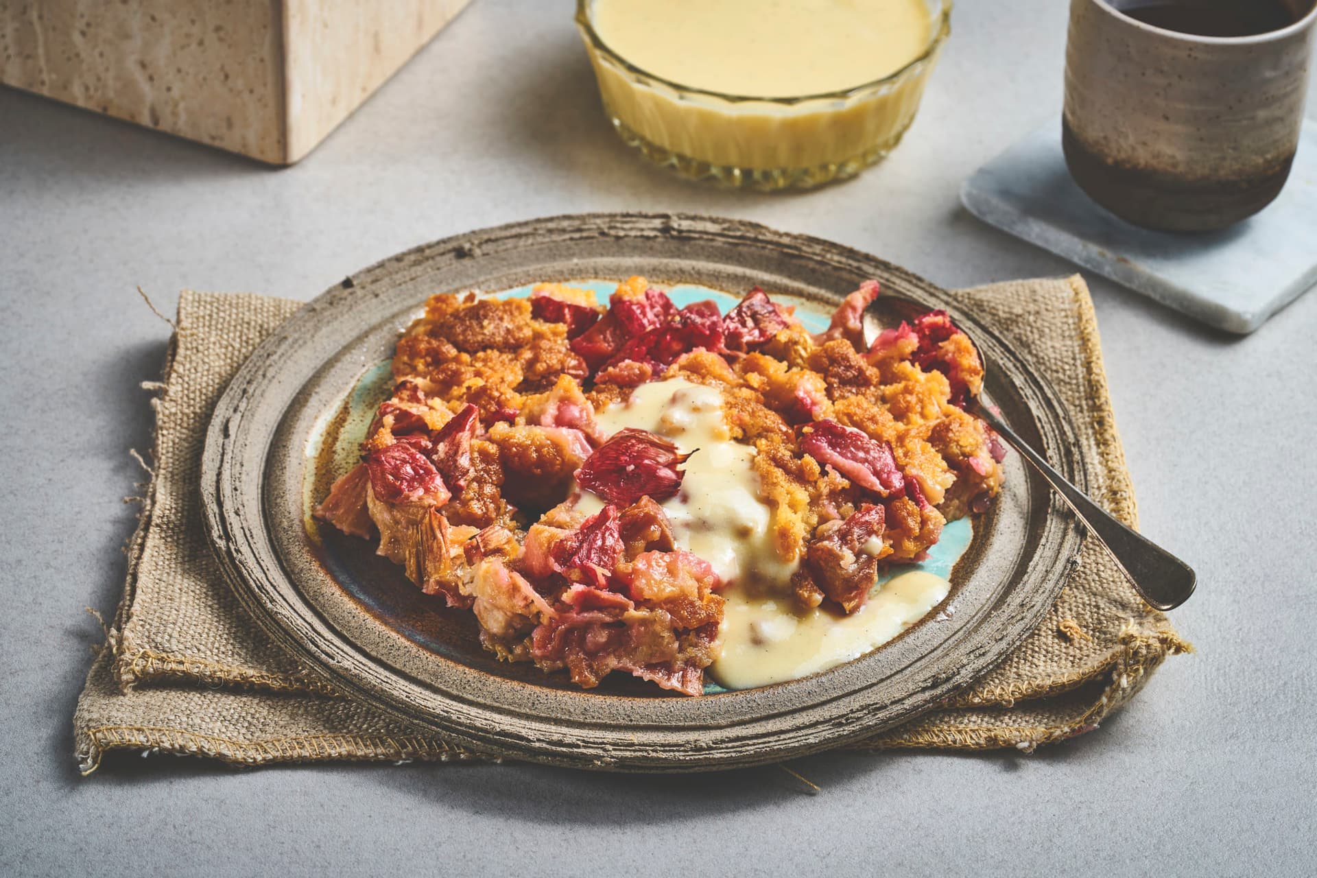 Rhubarb Crumble with Oats
