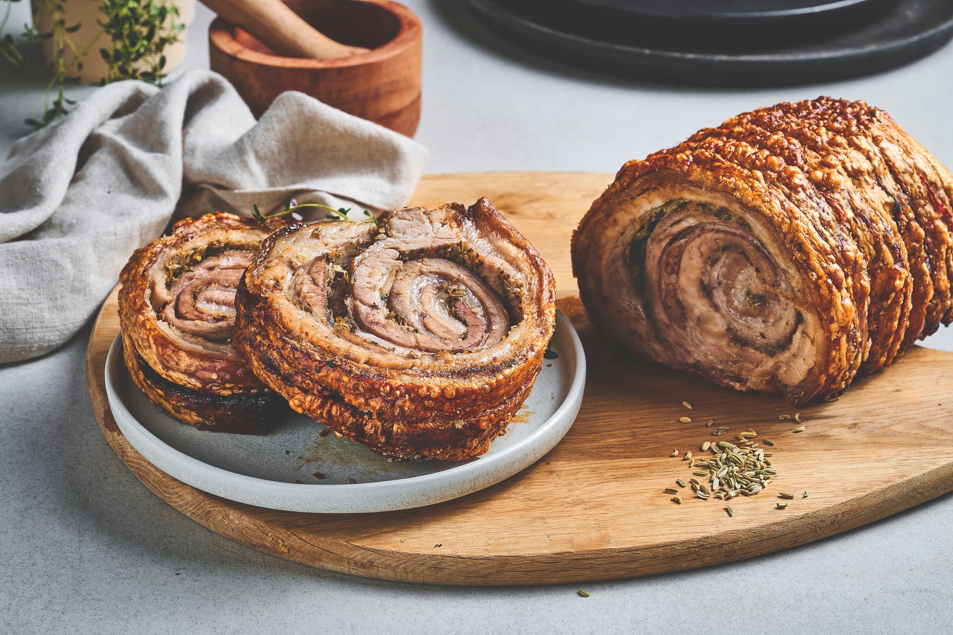 Porchetta av ribbe med sprø svor