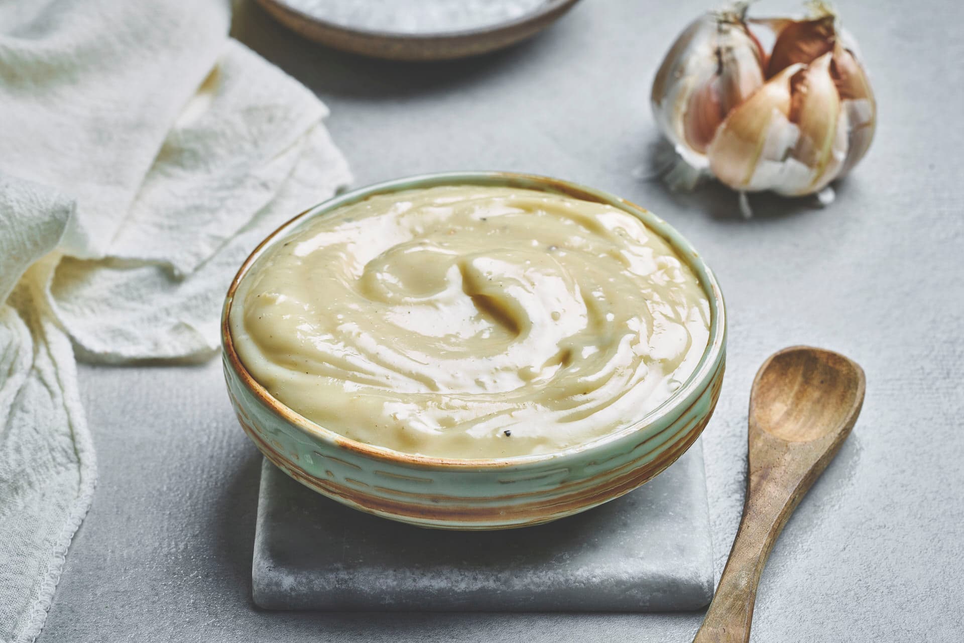 Homemade Aioli with Hand Blender