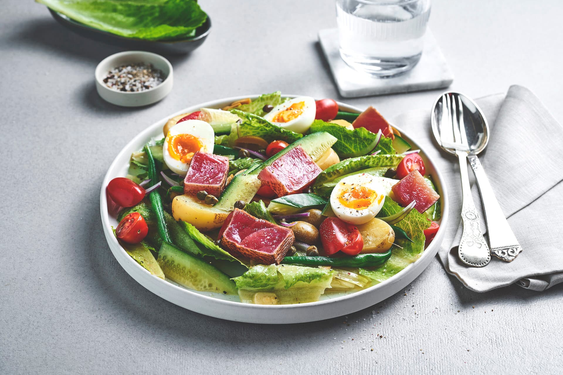 Salat niçoise med tunfisk