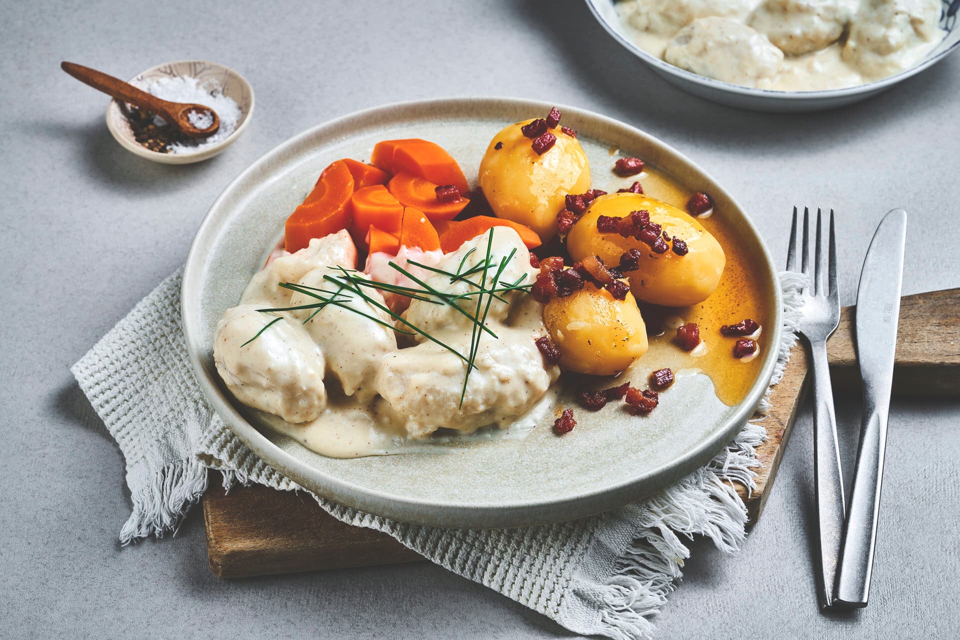 Norwegian Fish Balls in White Sauce