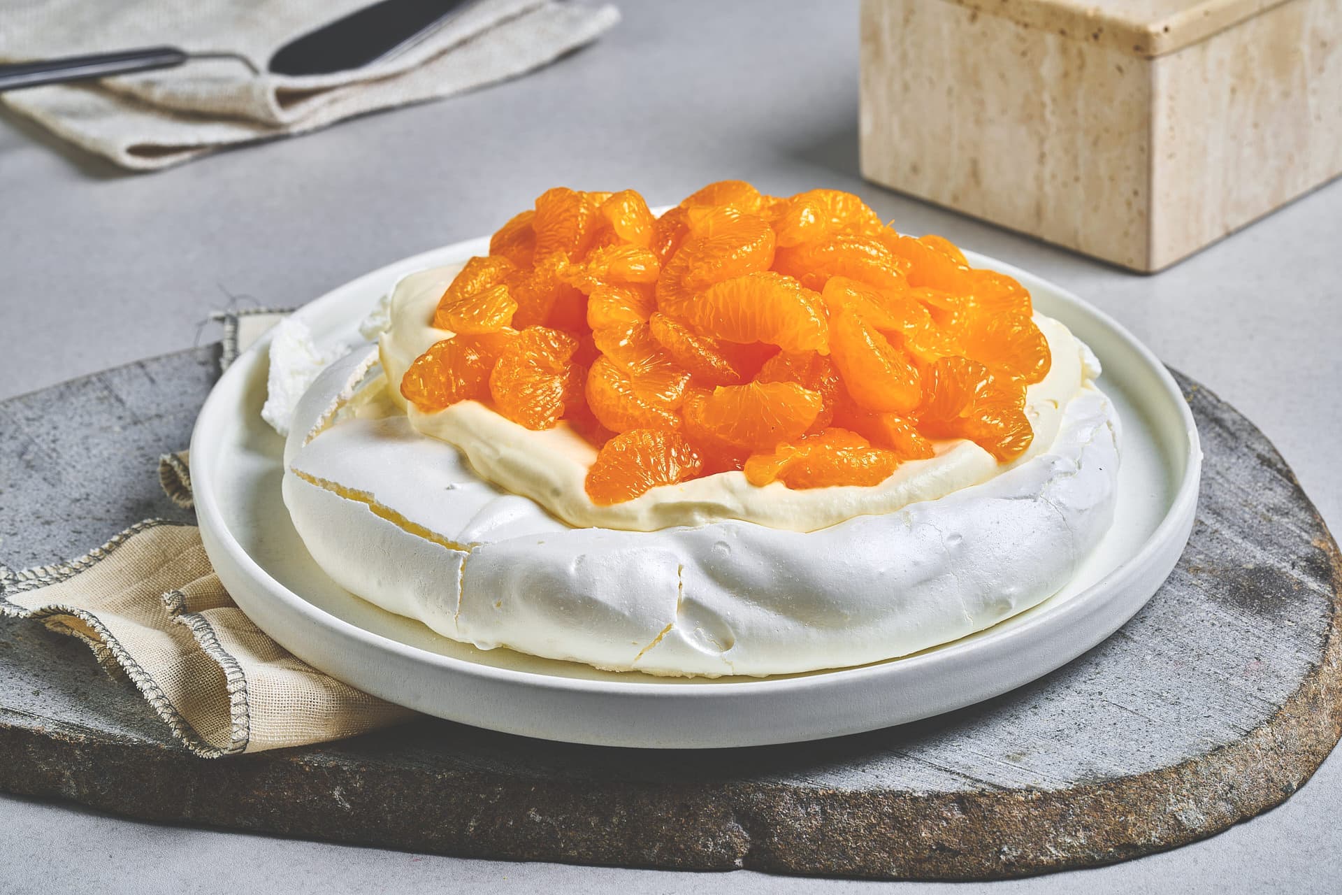 Pavlova with Canned Mandarins