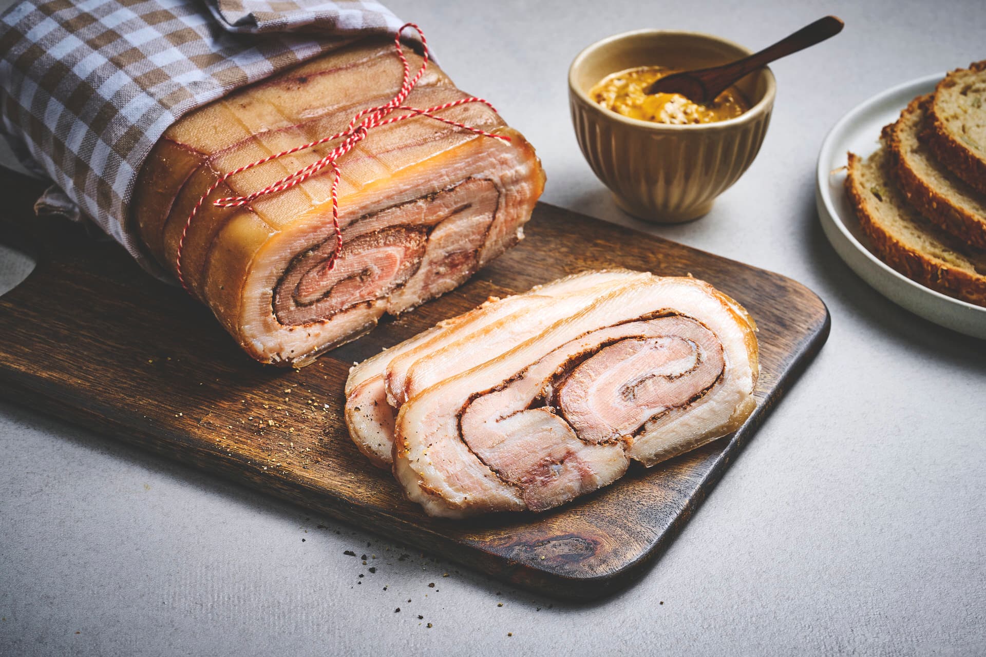 Norwegian Pork Rib Roll
