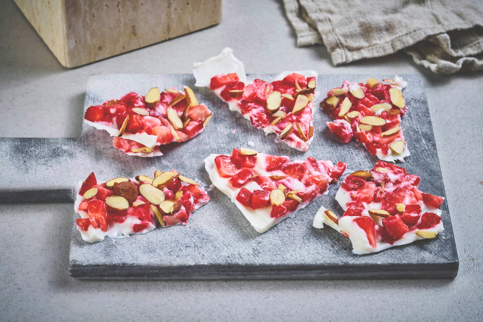 Frozen Yogurt Bark with Strawberries